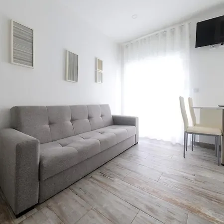 E Quartos Primorosa Apartment