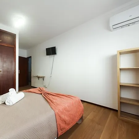 E Quartos Primorosa Apartment *