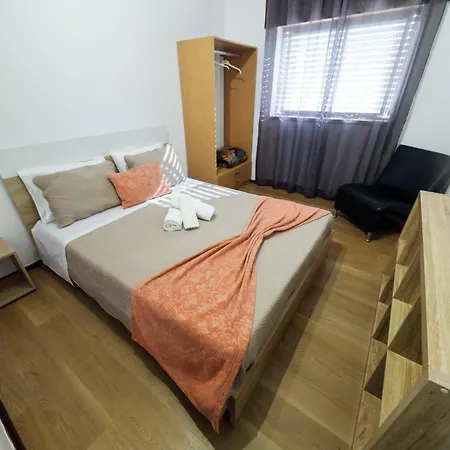 E Quartos Primorosa * Nazare